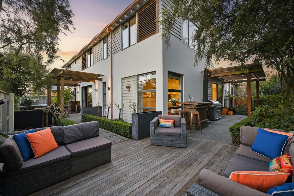 Photos of 9 Glen Oaks Drive