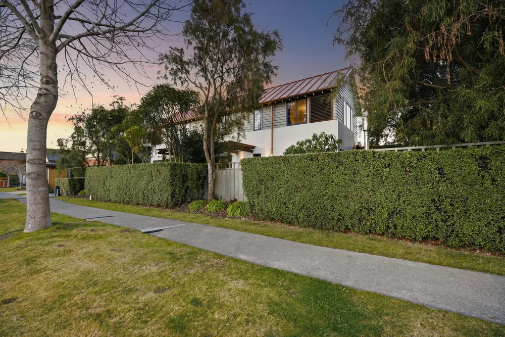 Photos of 9 Glen Oaks Drive