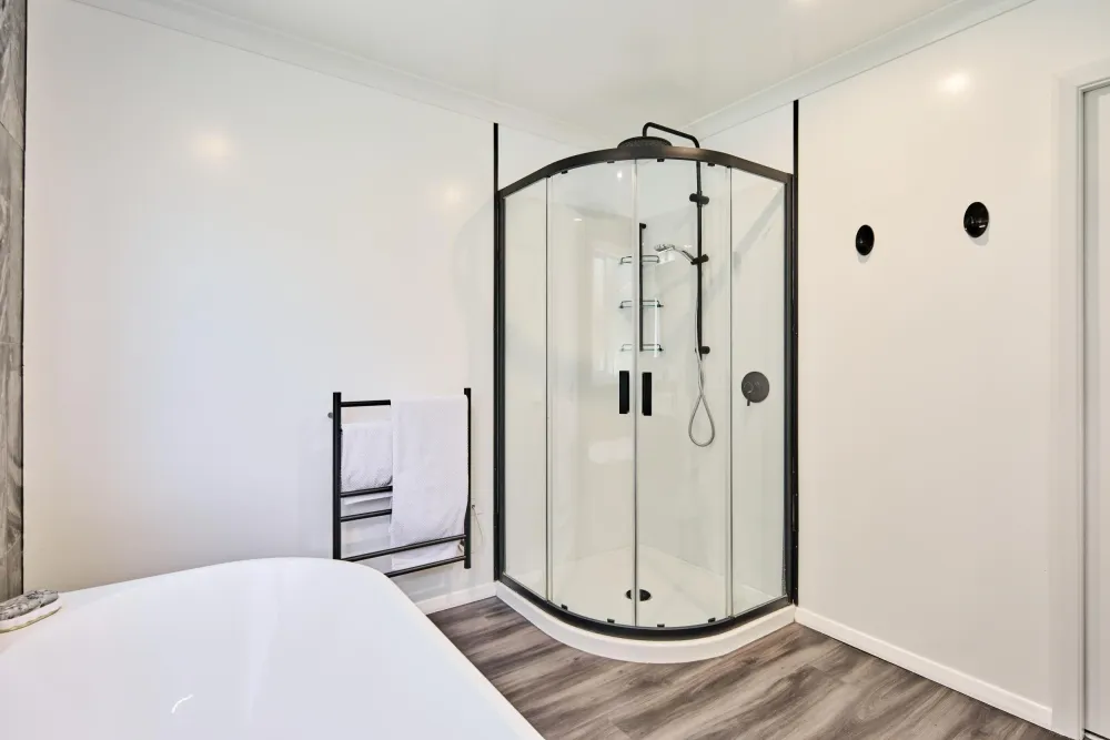 Photos of 77 Logie Street