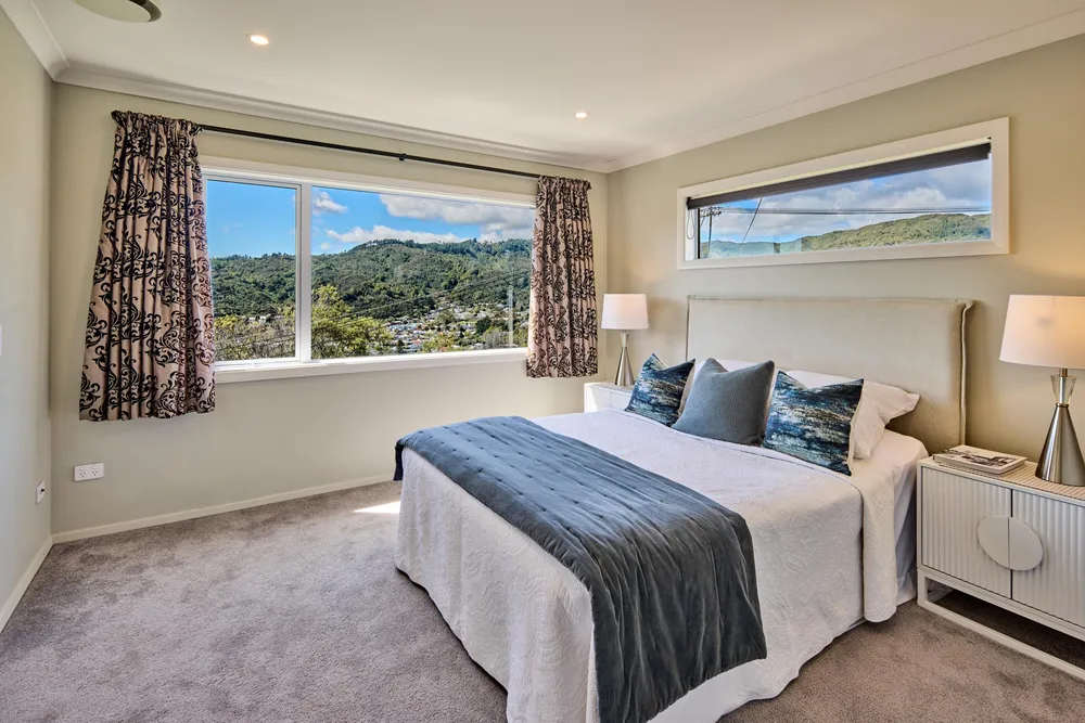 Photos of 77 Logie Street