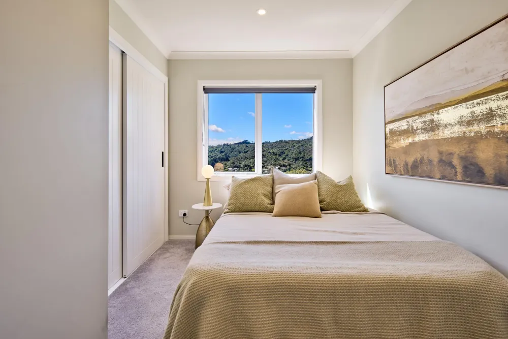 Photos of 77 Logie Street