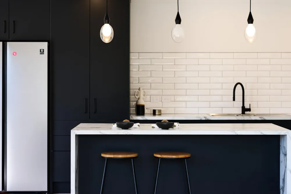 Photos of 77 Logie Street