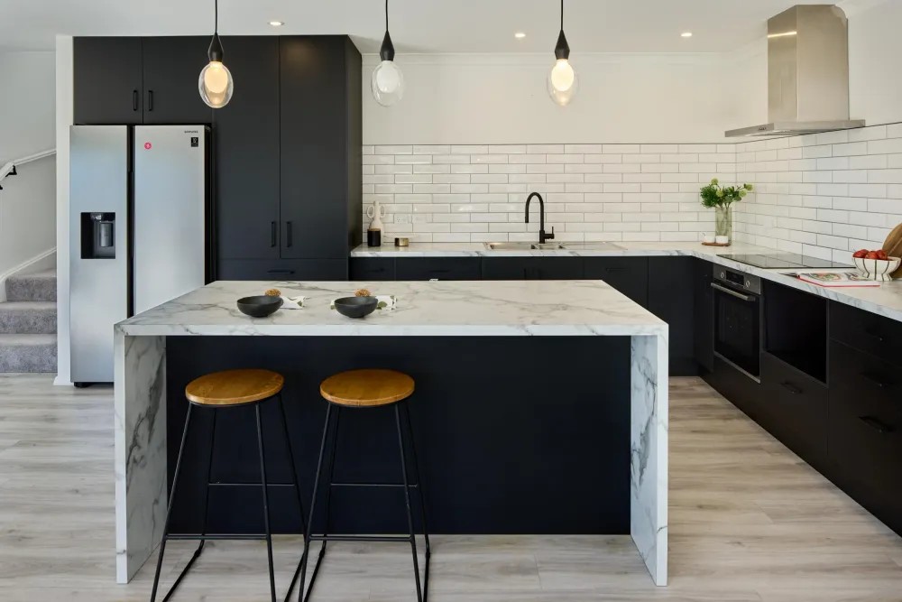 Photos of 77 Logie Street