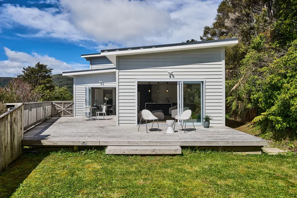 Photos of 77 Logie Street