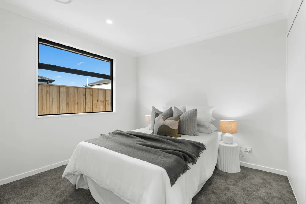Photos of 15 Appledore Street
