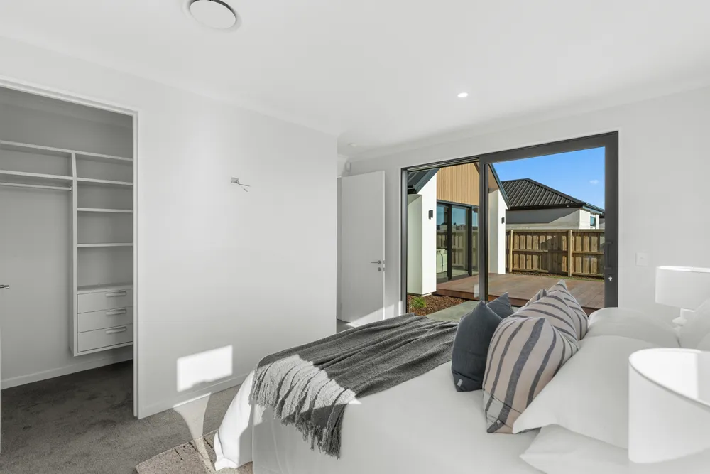Photos of 15 Appledore Street