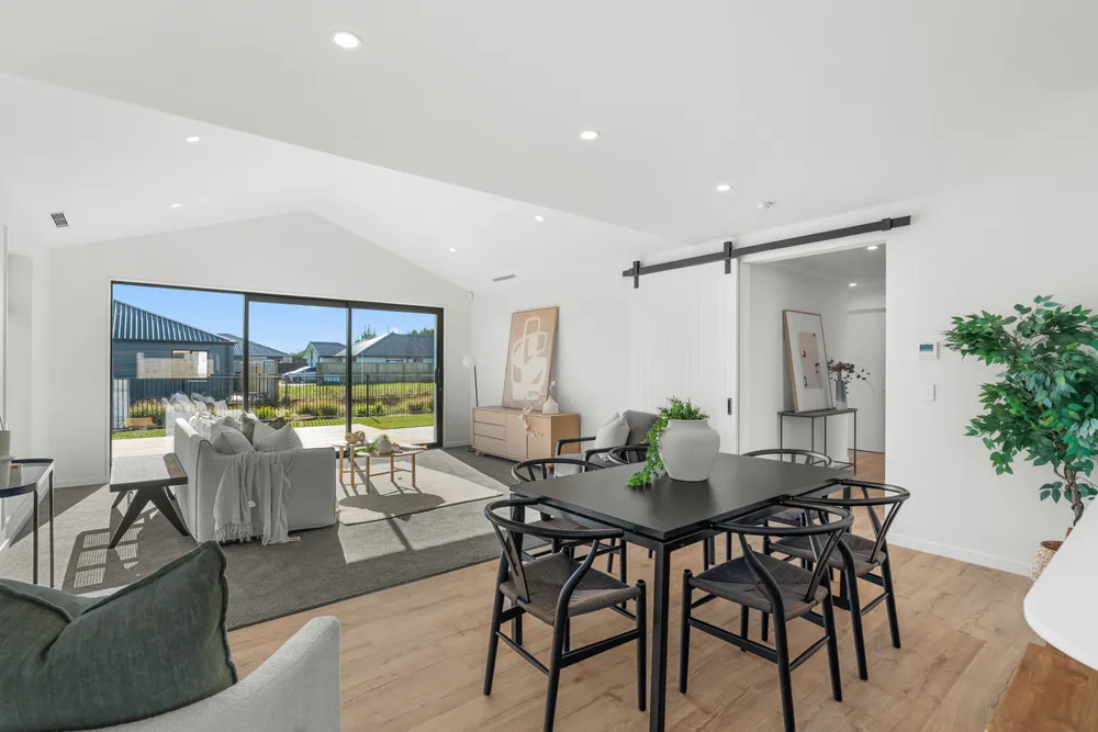 Photos of 15 Appledore Street