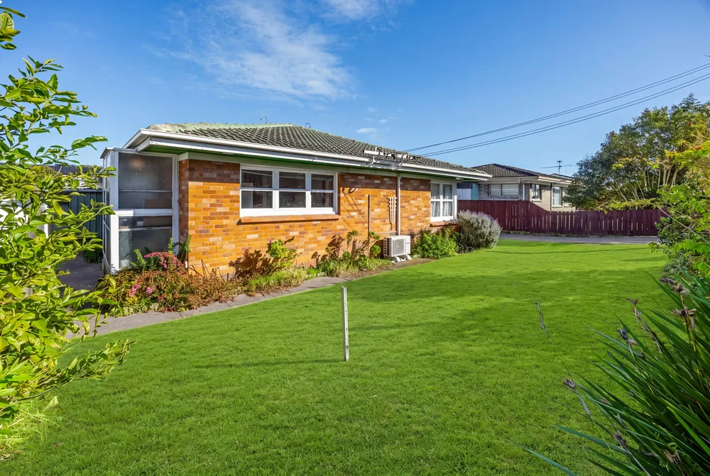 Photos of 1/4 Russell Road