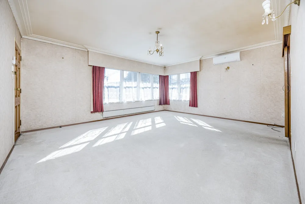 Photos of 1/4 Russell Road