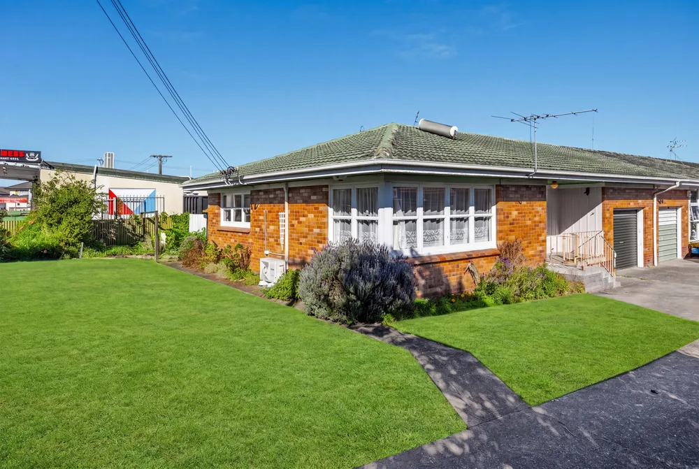 Photos of 1/4 Russell Road