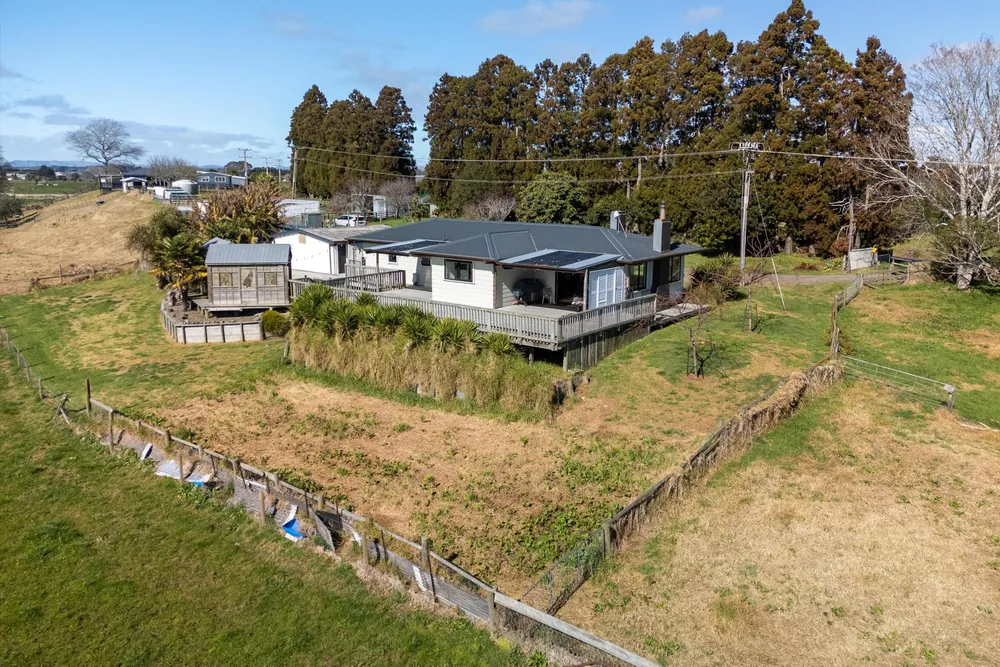Photos of 1341 State Highway 2