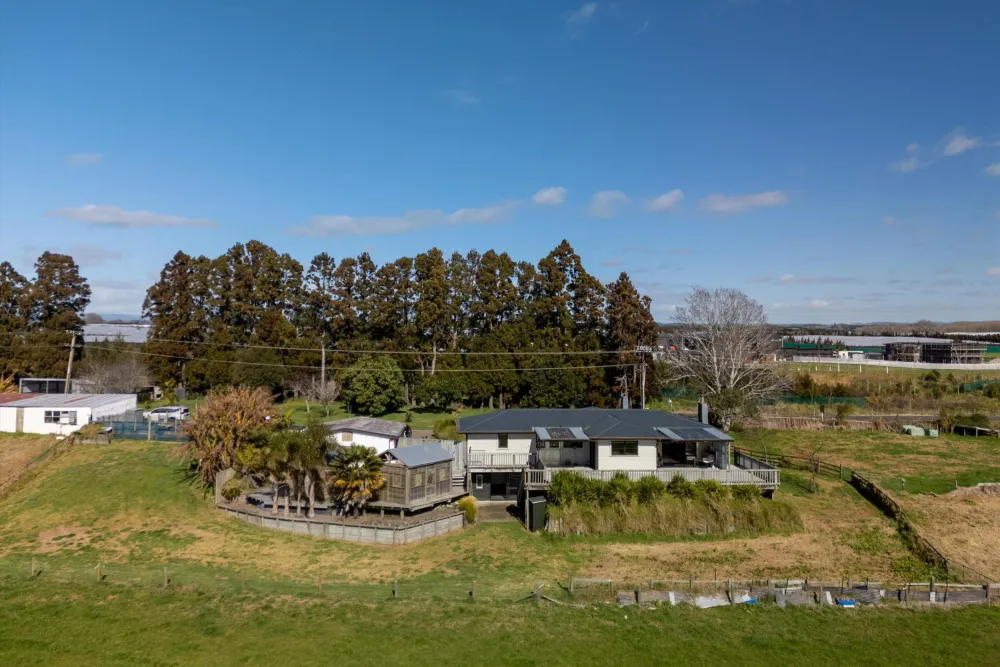 Photos of 1341 State Highway 2