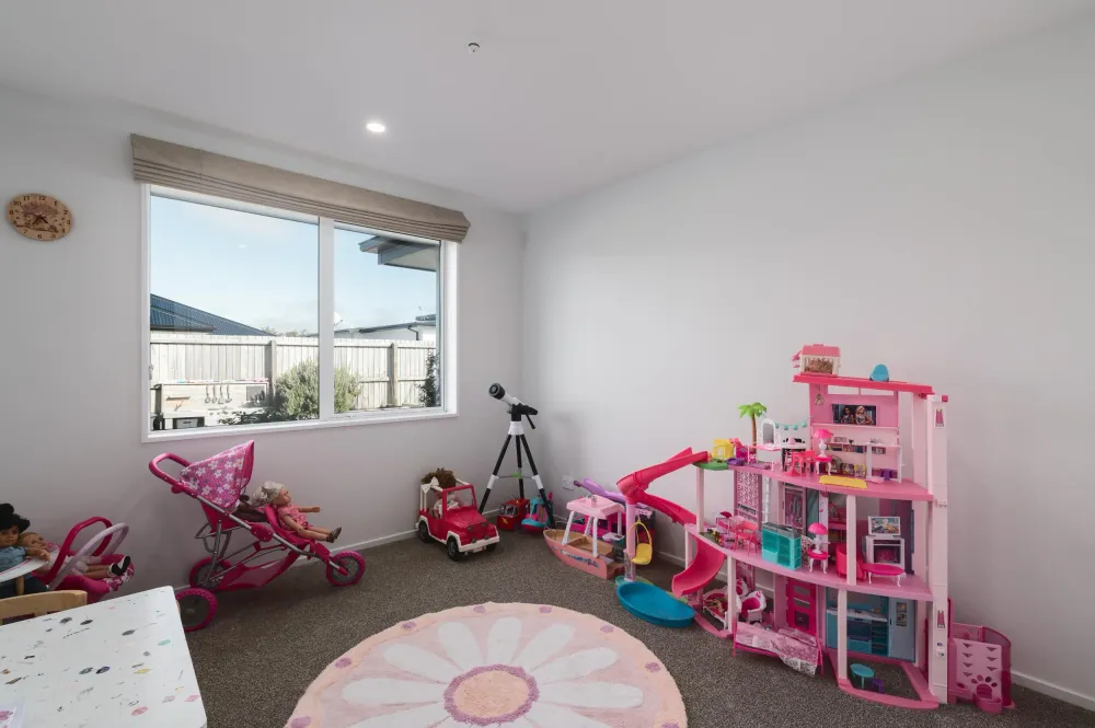 Photos of 120 Southfield Drive
