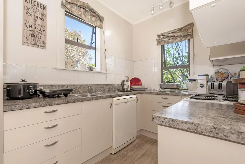 Photos of 344 Aberdeen Road