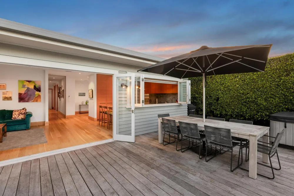 Photos of 56 Melanesia Road