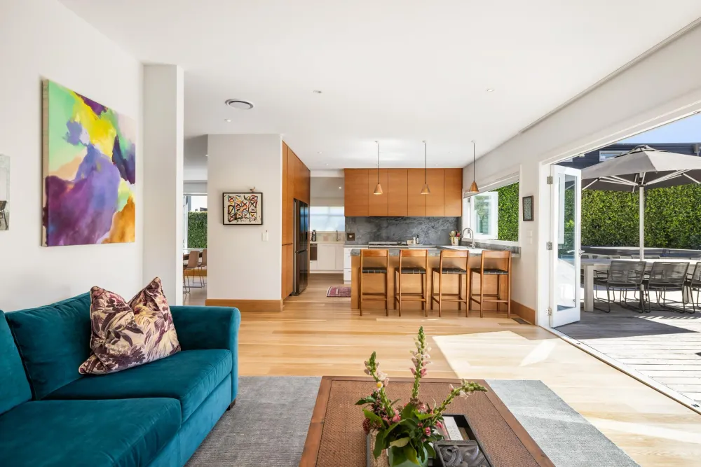 Photos of 56 Melanesia Road
