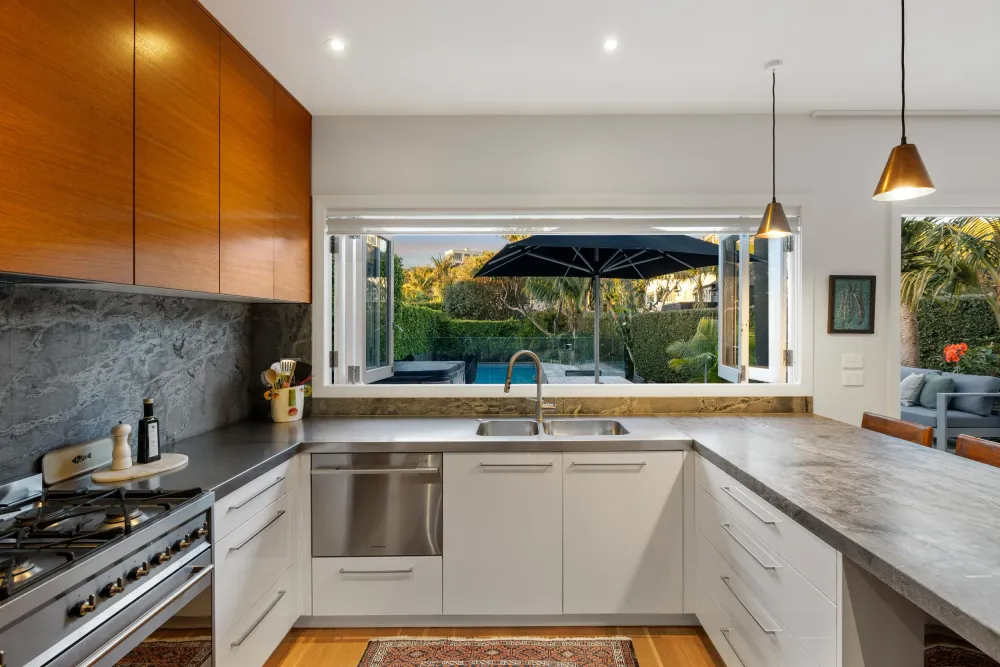 Photos of 56 Melanesia Road
