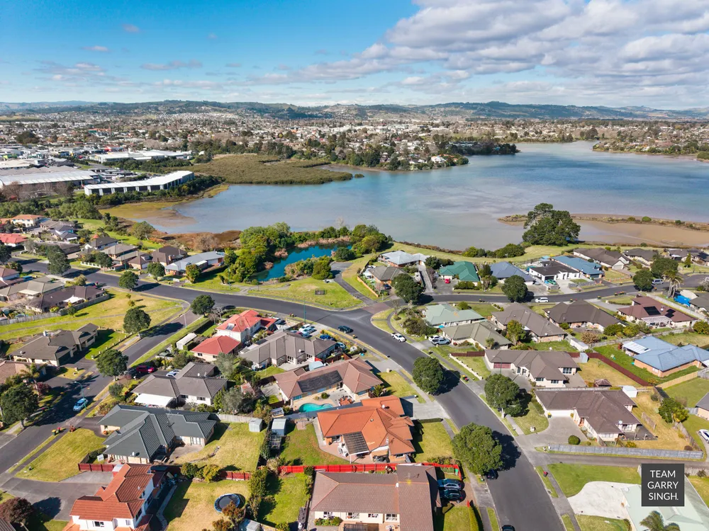 Photos of 74 Longford Park Drive