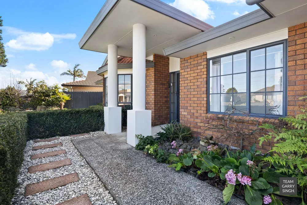 Photos of 74 Longford Park Drive