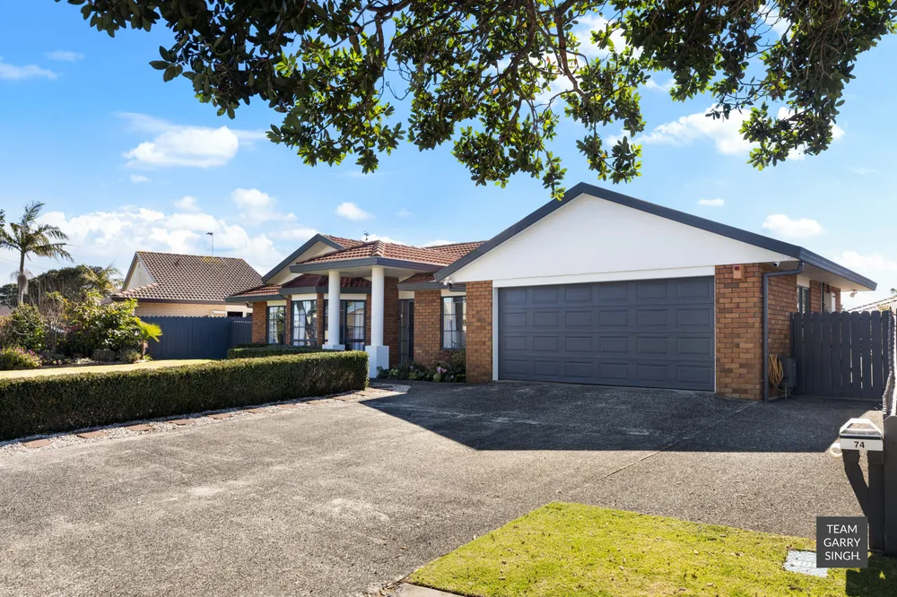 Photos of 74 Longford Park Drive
