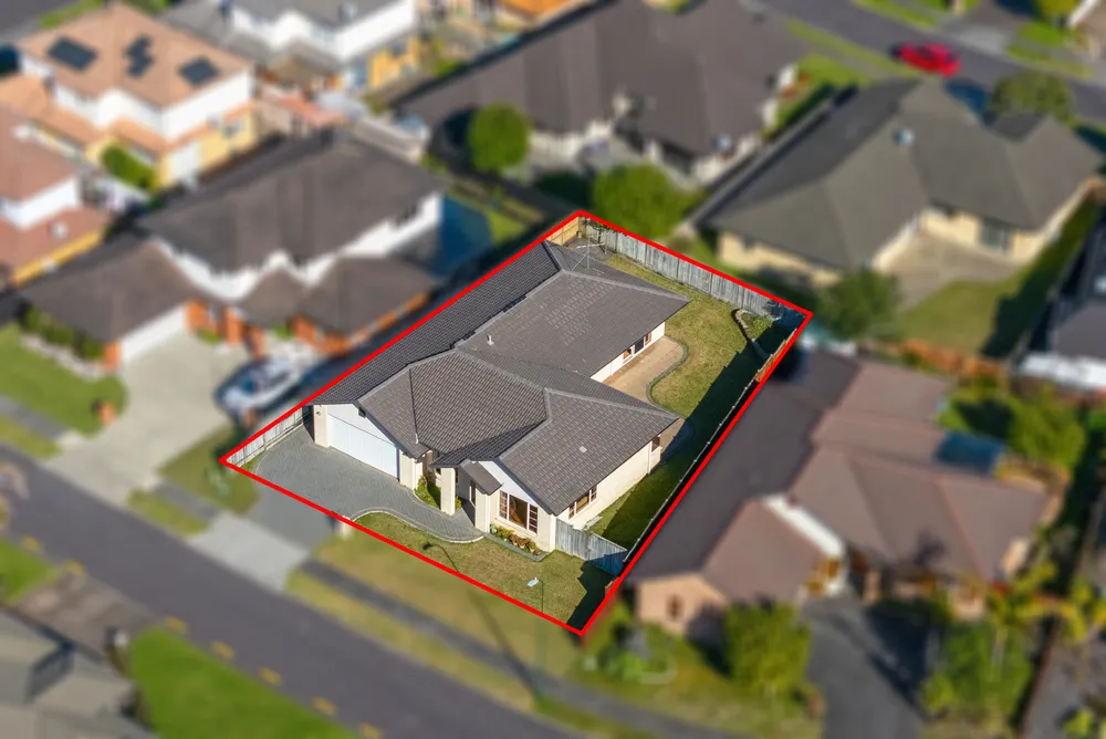 Photos of 6 Banshire Close