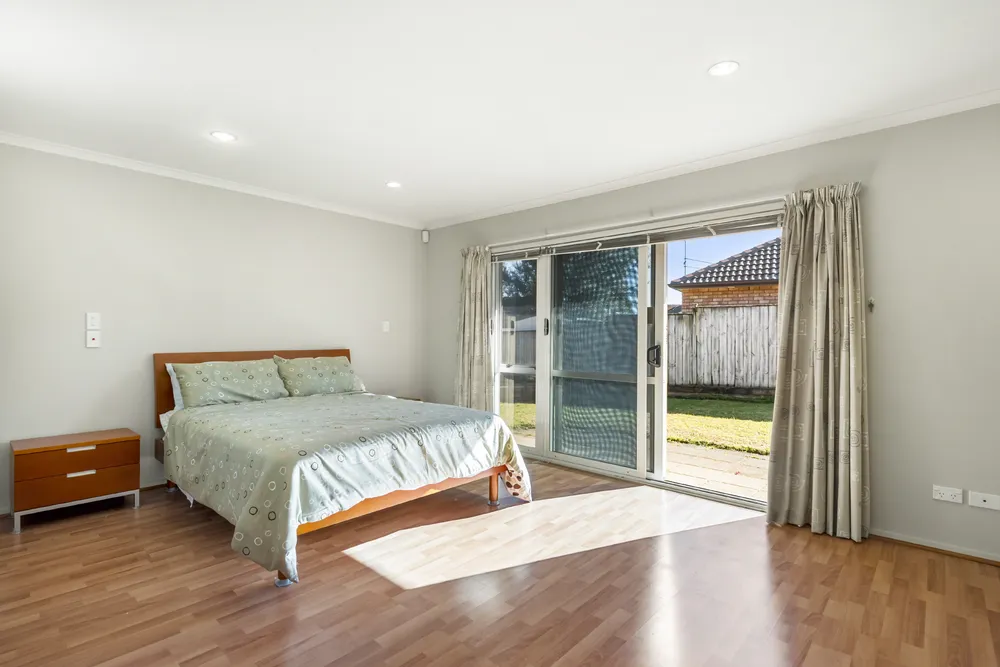 Photos of 6 Banshire Close