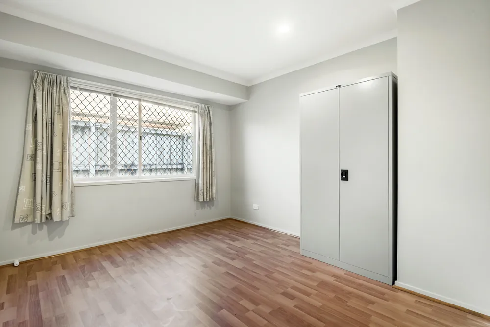 Photos of 6 Banshire Close