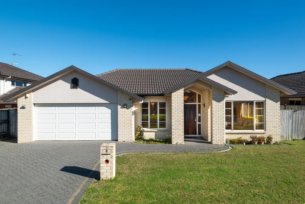 Photos of 6 Banshire Close