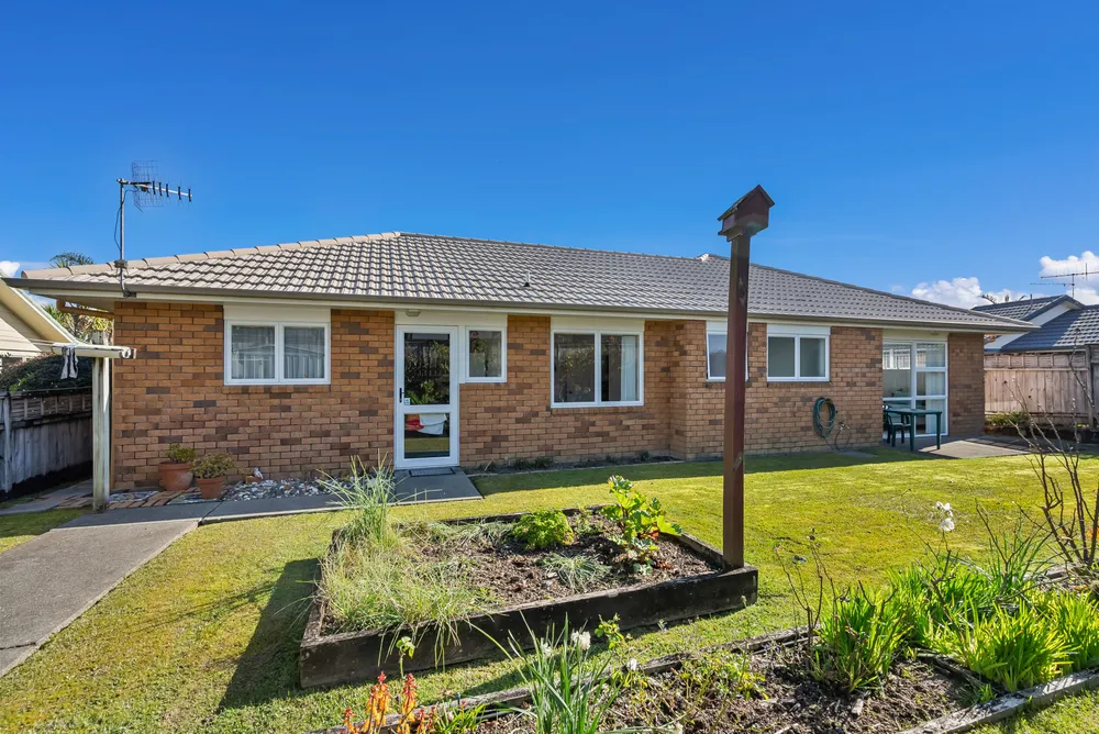 Photos of 34 Markson Avenue