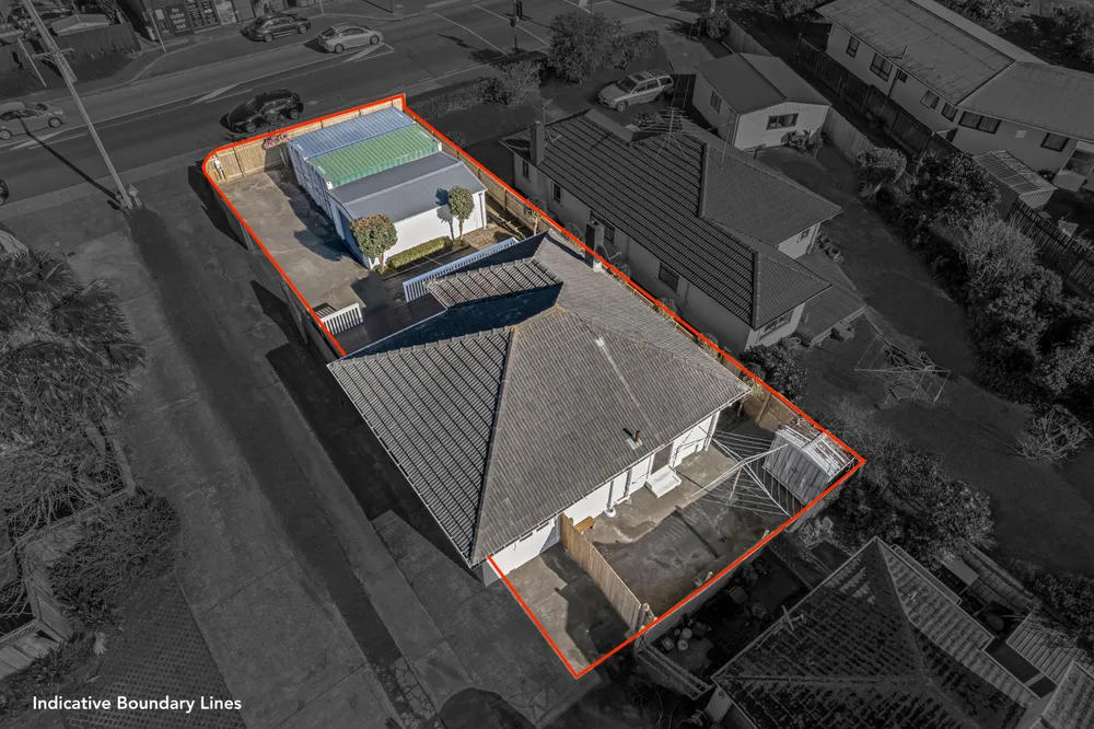 Photos of 685 Hillsborough Road