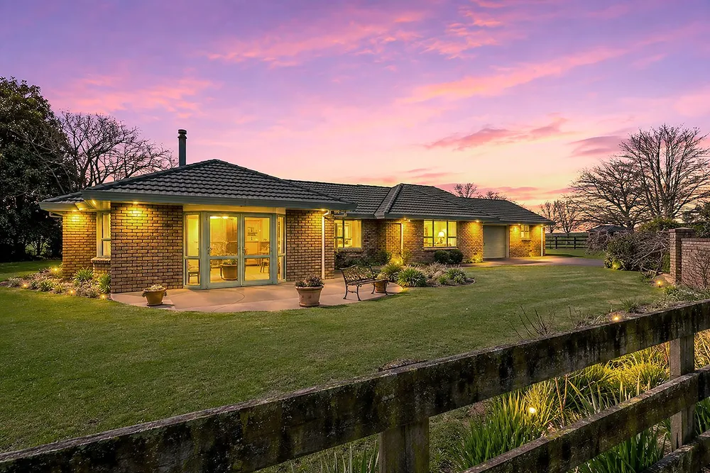 Photos of 54C Hartstone Road