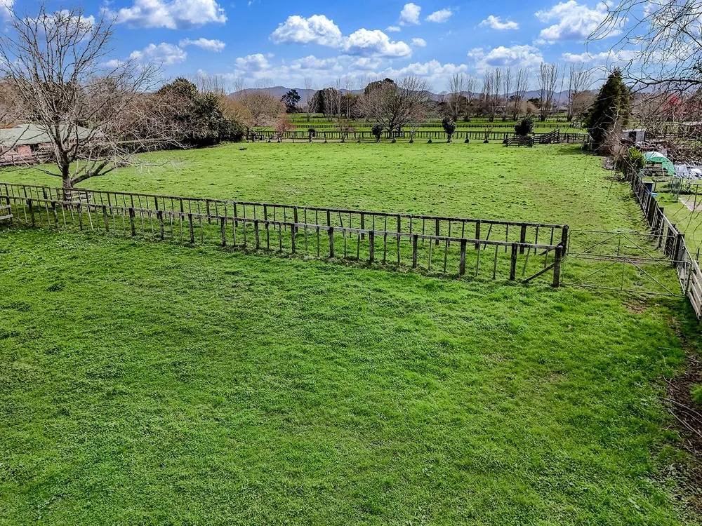Photos of 54C Hartstone Road