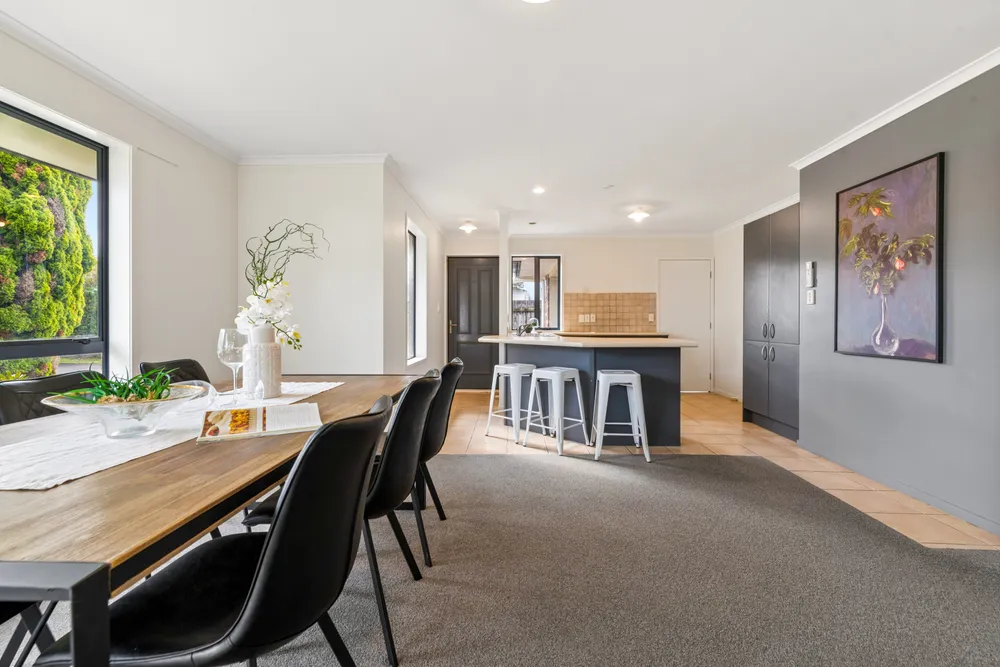 Photos of 75A Clevedon Road