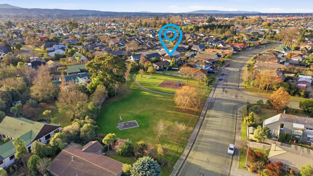 Photos of 22 Parkhouse Drive