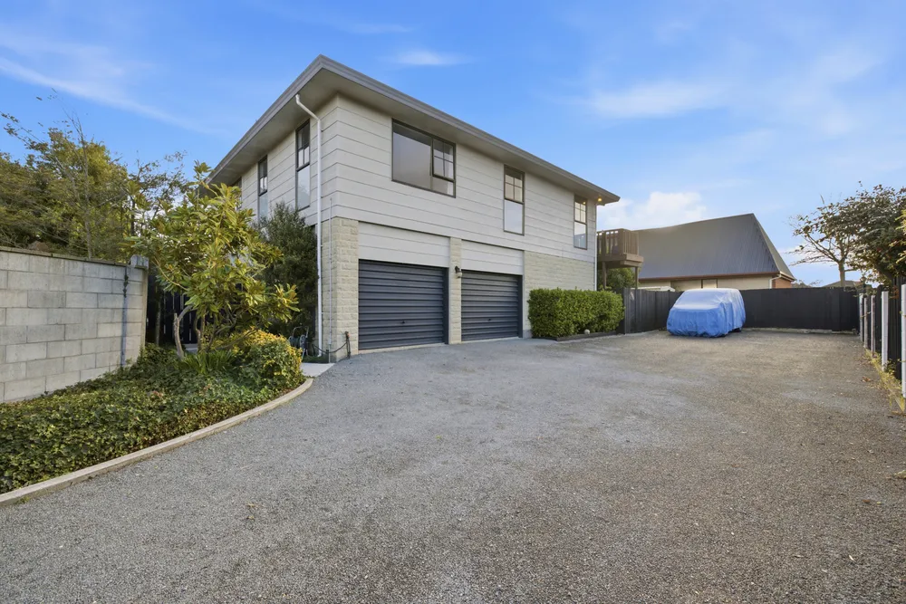 Photos of 22 Parkhouse Drive