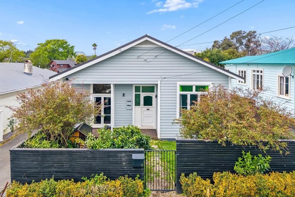 Photos of 41 Mountain View Road
