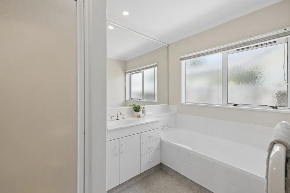 Photos of 49 Gravatt Road