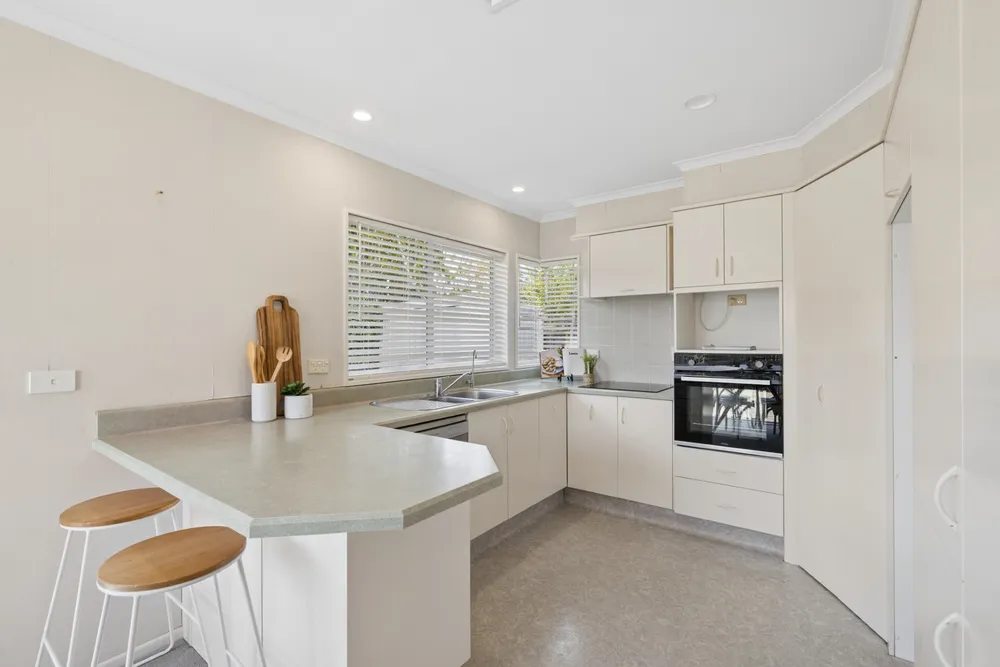 Photos of 49 Gravatt Road
