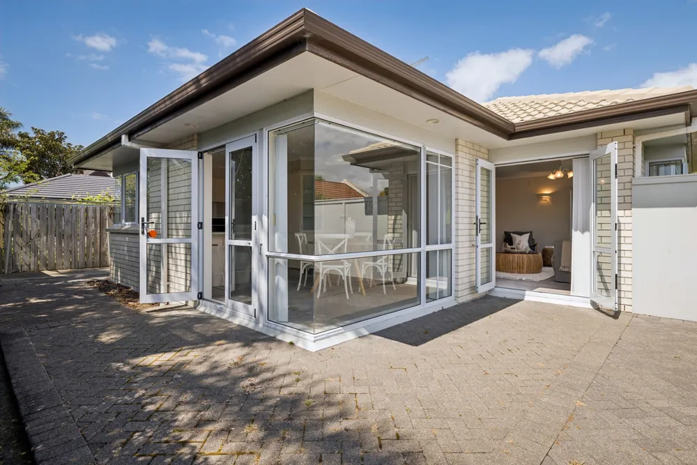 Photos of 49 Gravatt Road