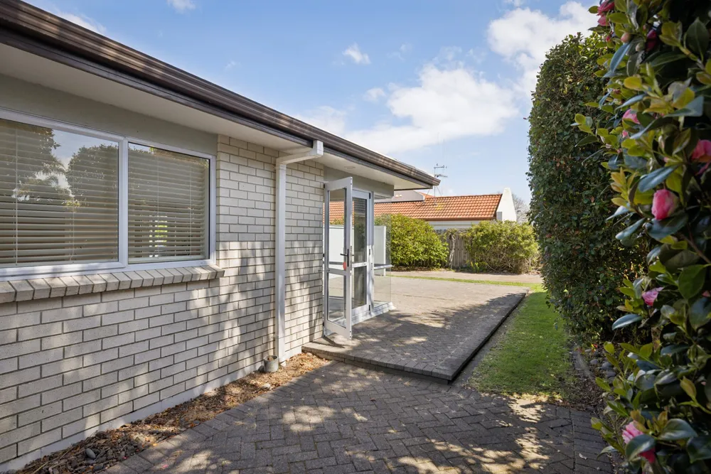 Photos of 49 Gravatt Road