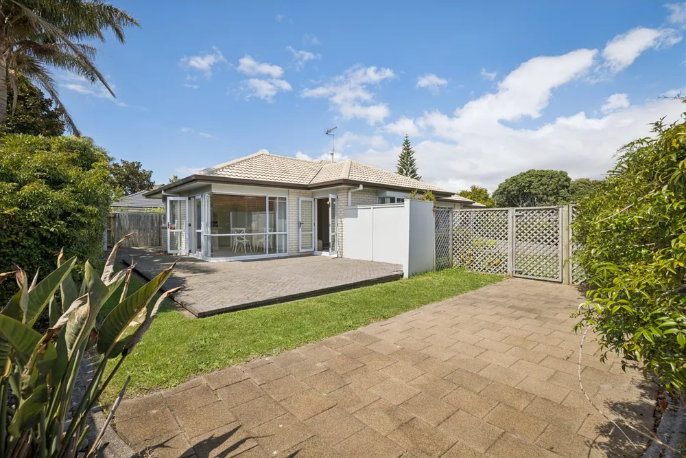 Photos of 49 Gravatt Road