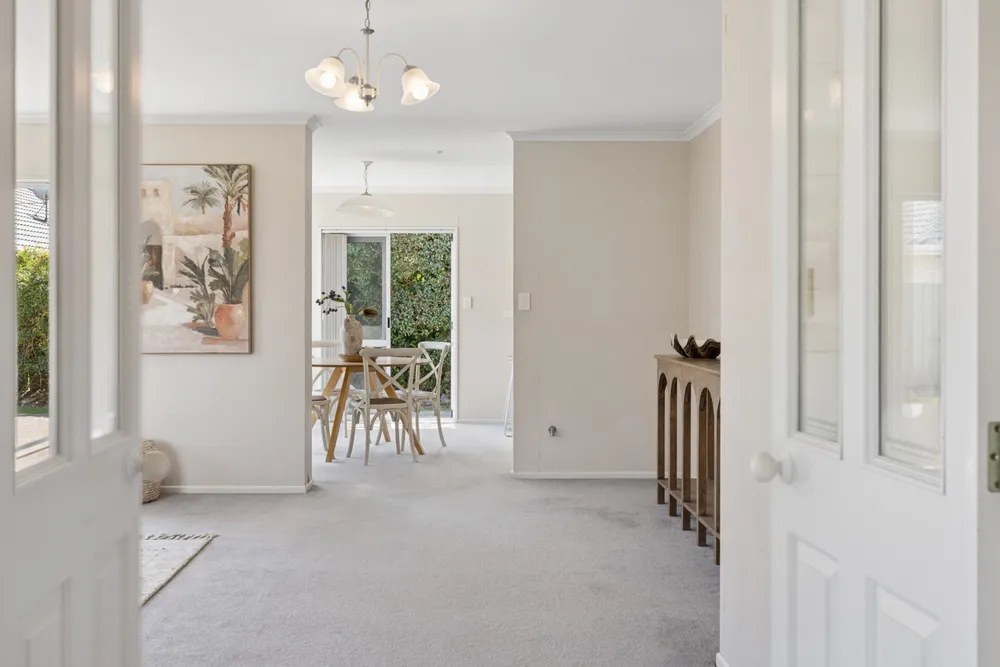 Photos of 49 Gravatt Road