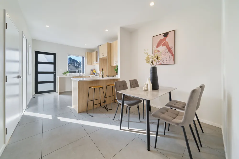 Photos of 6 Riroriro Close