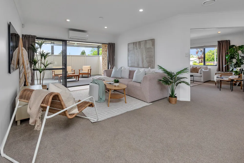 Photos of 4 Conifer Grove