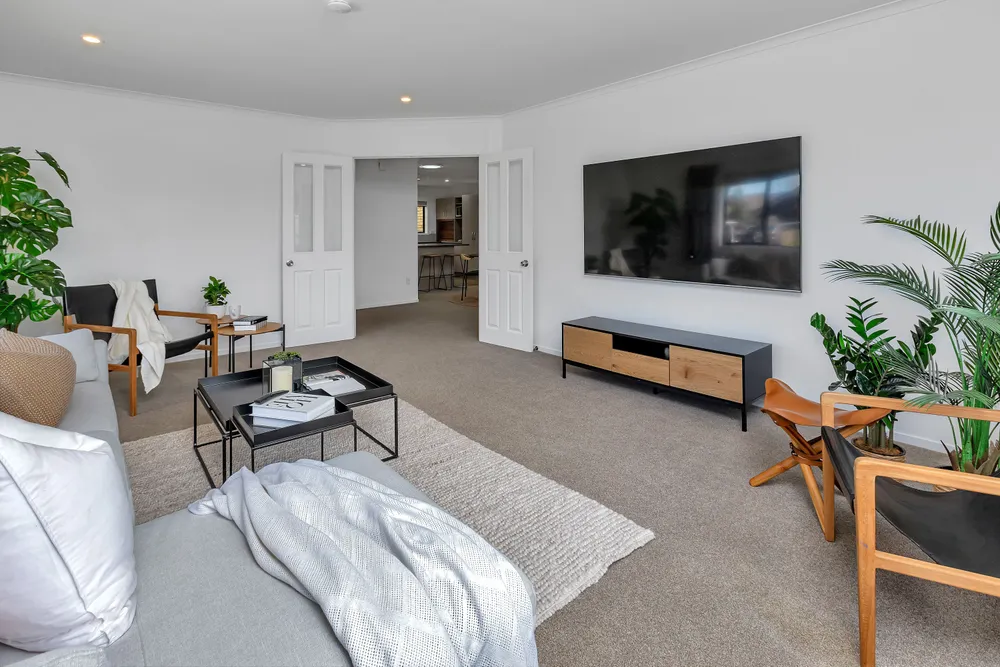Photos of 4 Conifer Grove