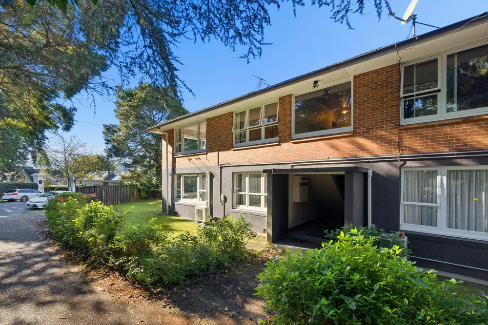 Photos of 2/44 Owens Road