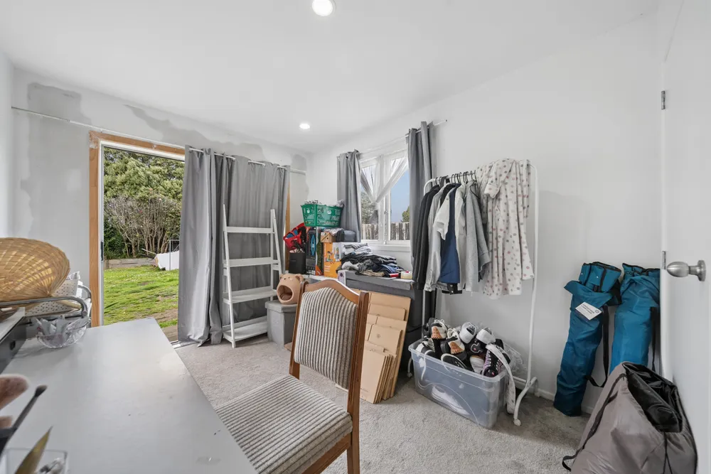 Photos of 315 Massey Road