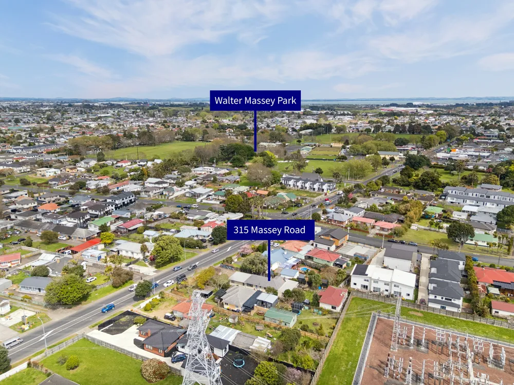 Photos of 315 Massey Road