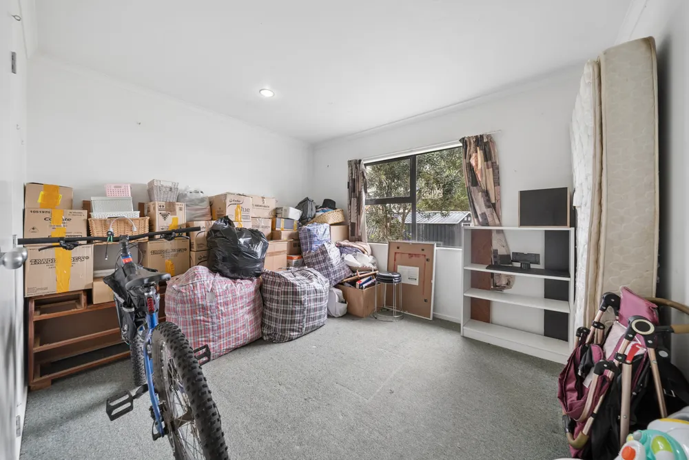 Photos of 315 Massey Road