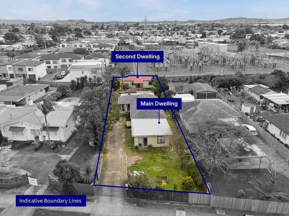 Photos of 315 Massey Road